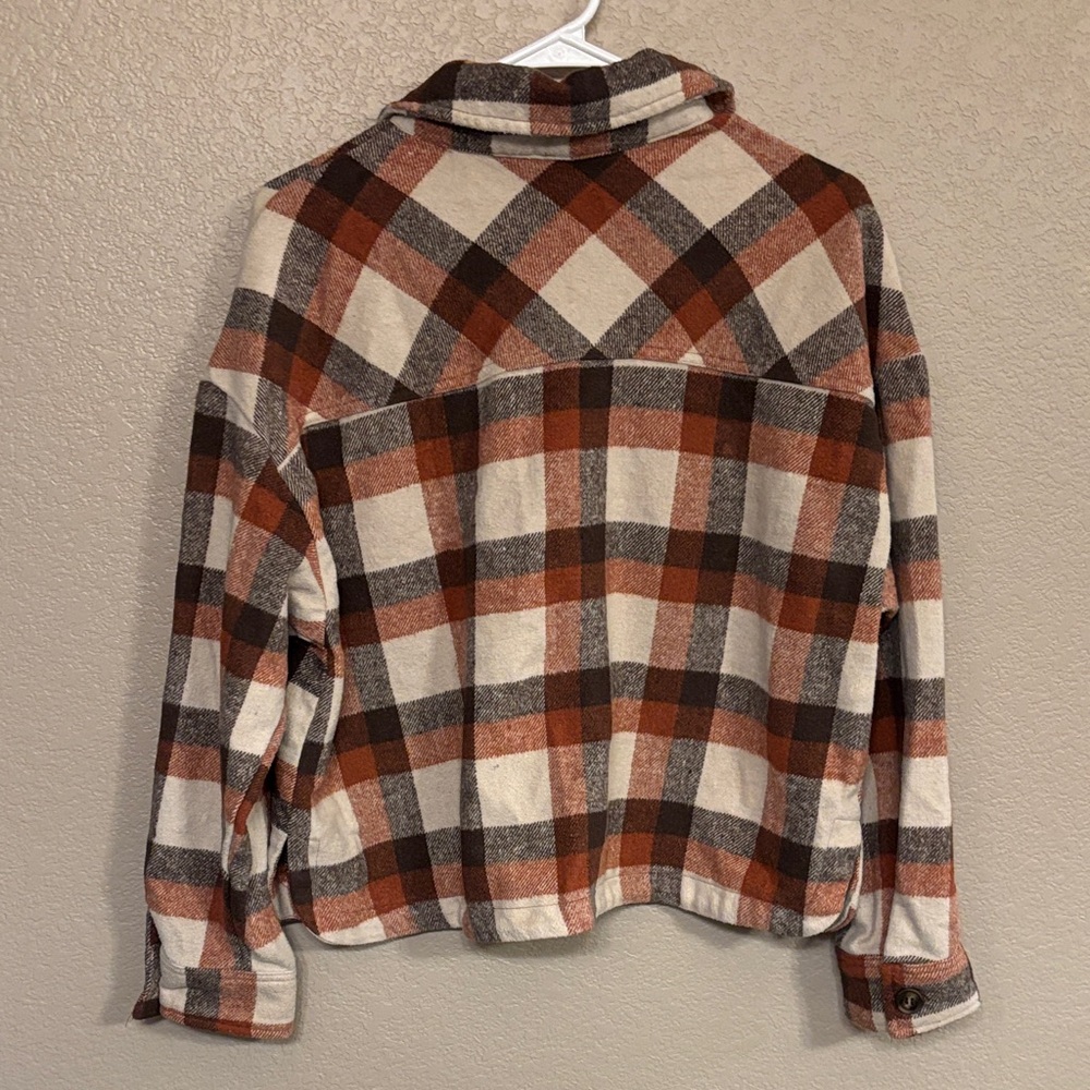 Plaid Button Down Cropped Shirt - Brown and Cream - Picture 2 of 2